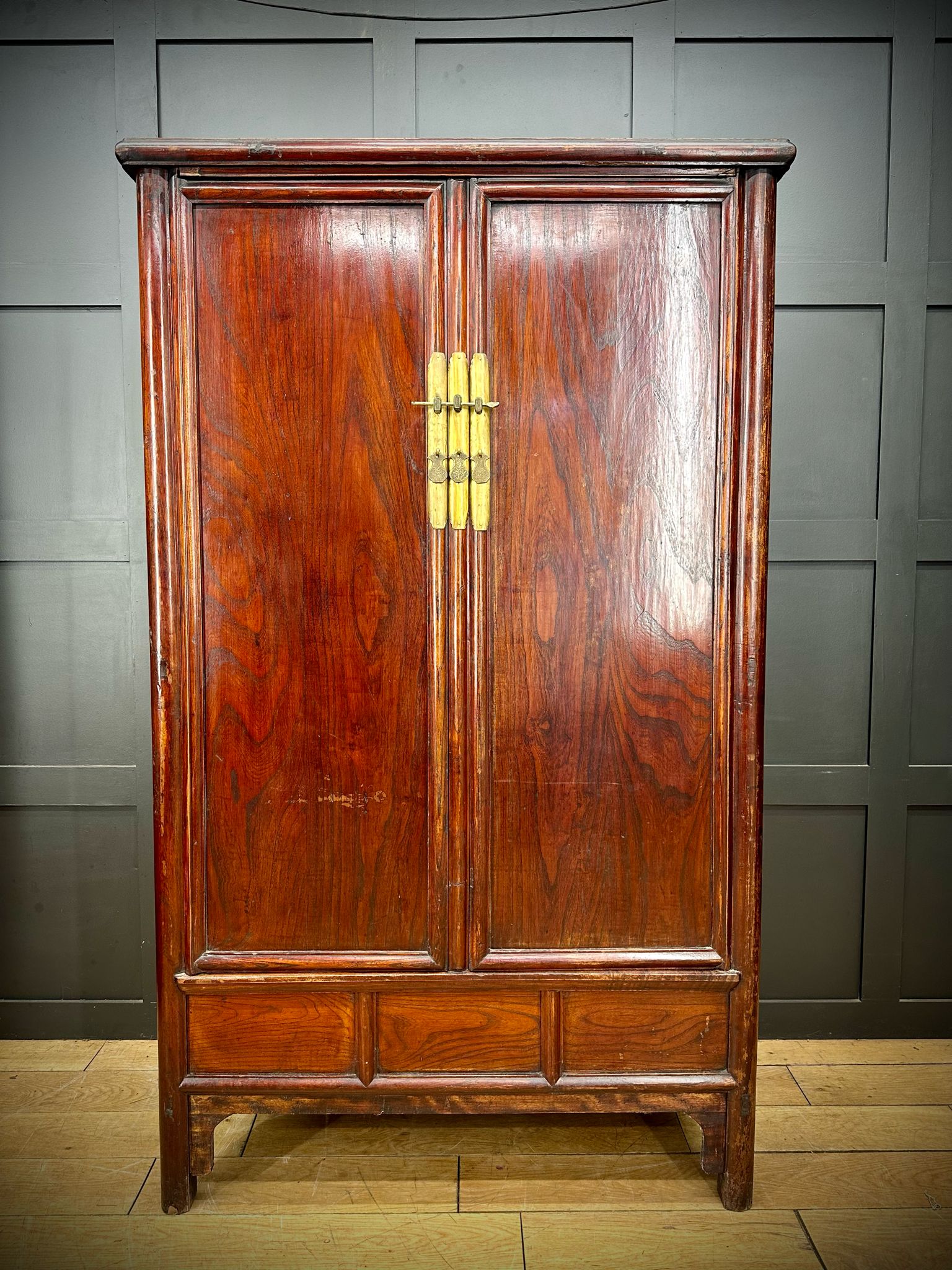 Vintage Chinese Cabinet - Bathroom Kitchen Cupboard - Wedding