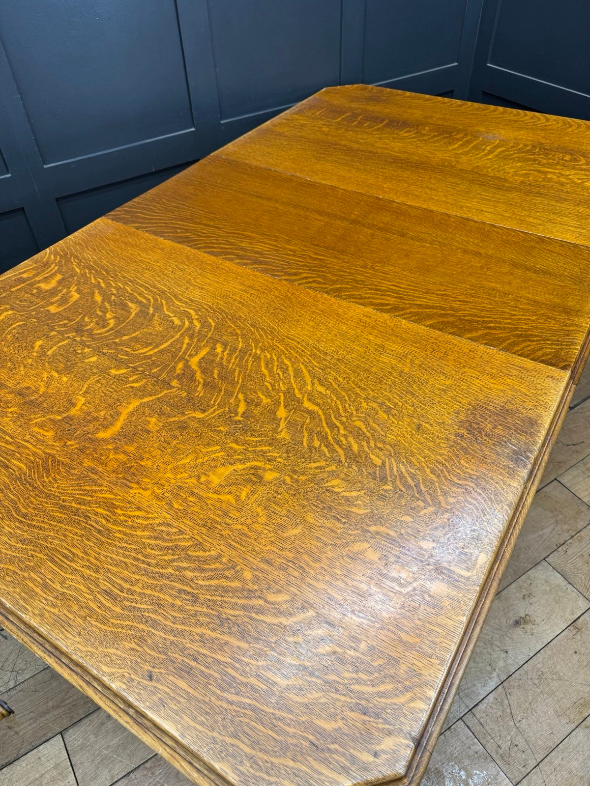 Antique Extending Oak Dining Table / Wind Out Edwardian Kitchen Table