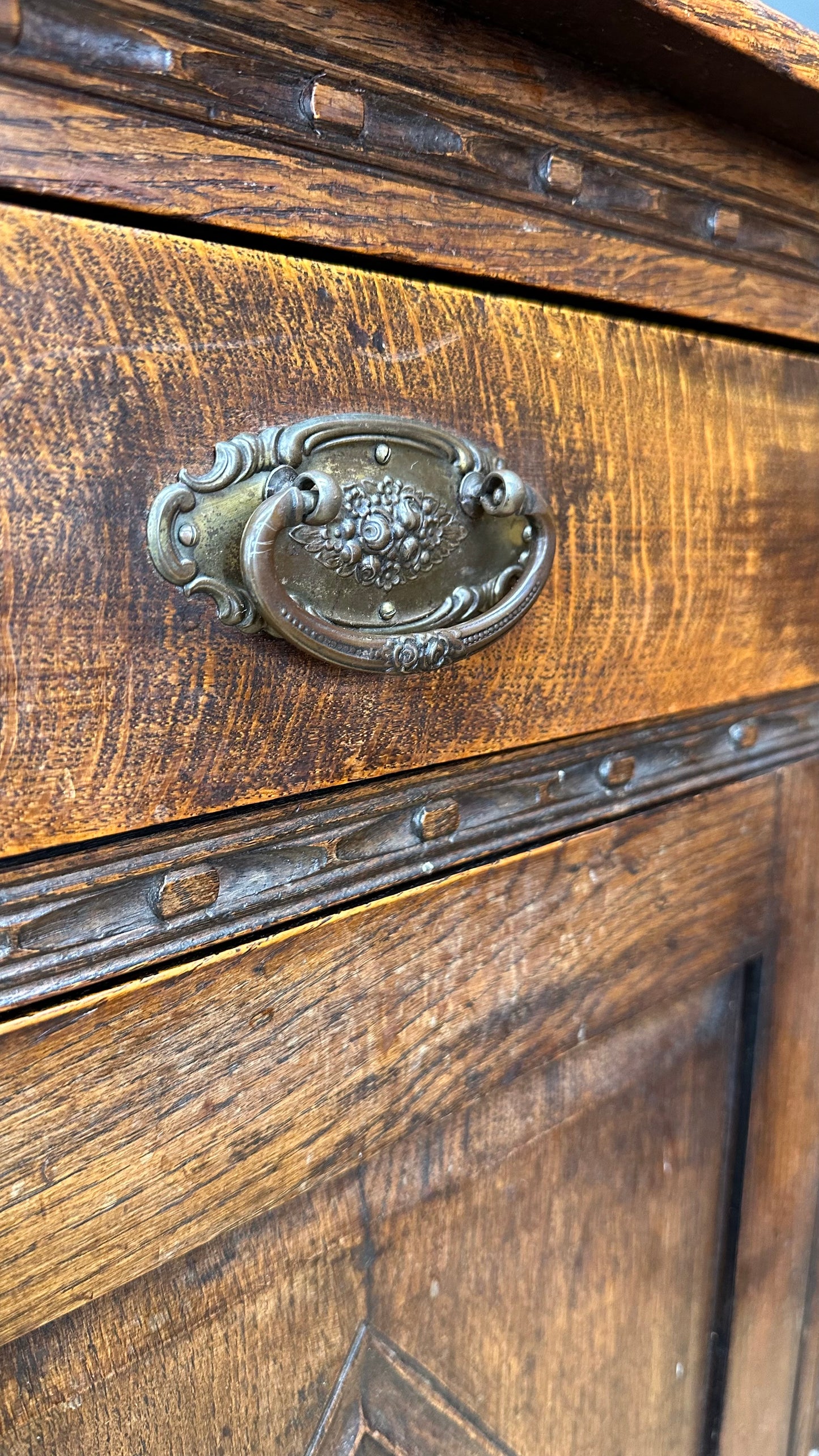 Antique Oak Sideboard / Drinks Cabinet / Oak Double Cupboard / Mirror Back