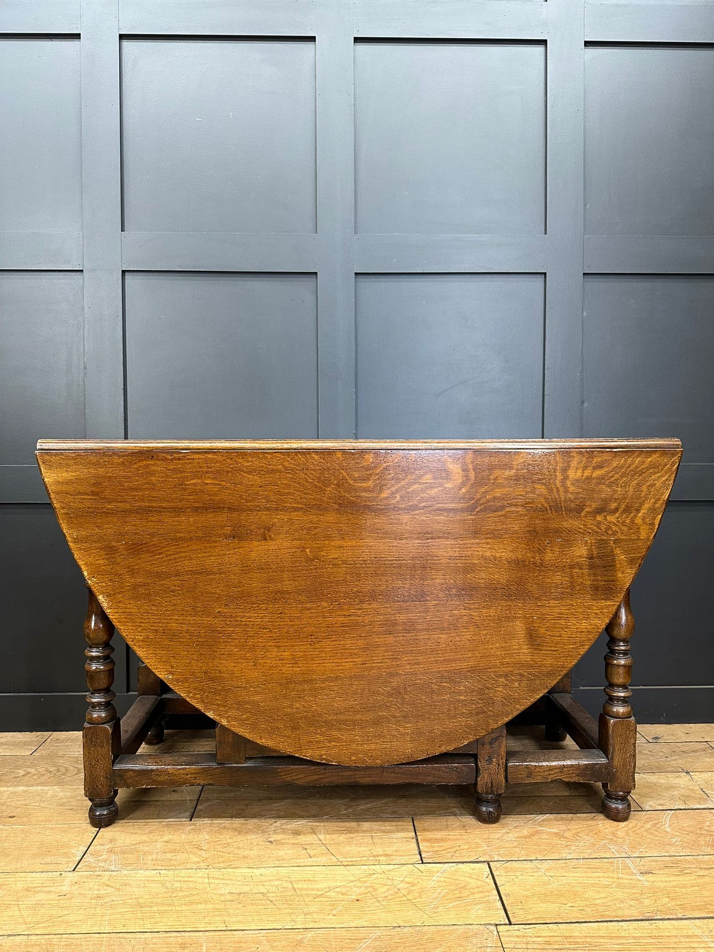 Vintage Solid Oak Table / Extending Large Drop Leaf Table / Oak Sideboard