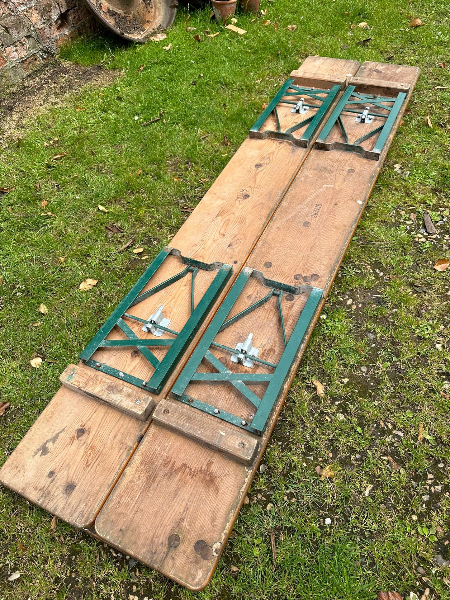 Vintage Rustic Fold Up Table & Benches / Picnic Table / Garden Furniture A