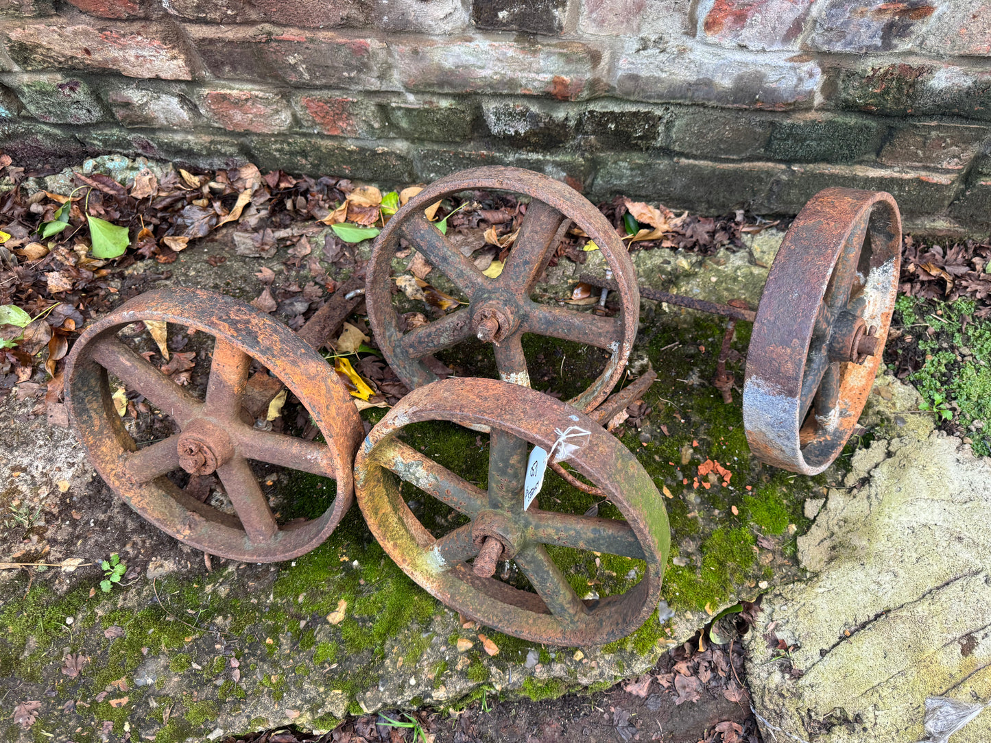 4 X Antique Vintage Cast Iron Shepherds Hut Cart Wheels With Axles